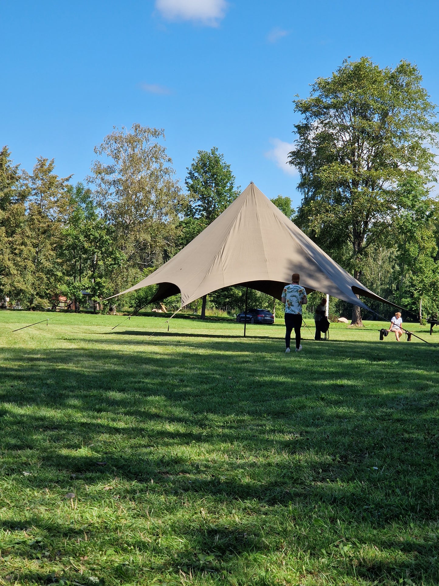 Zvaigznes telts 50 m² — olīvzaļa